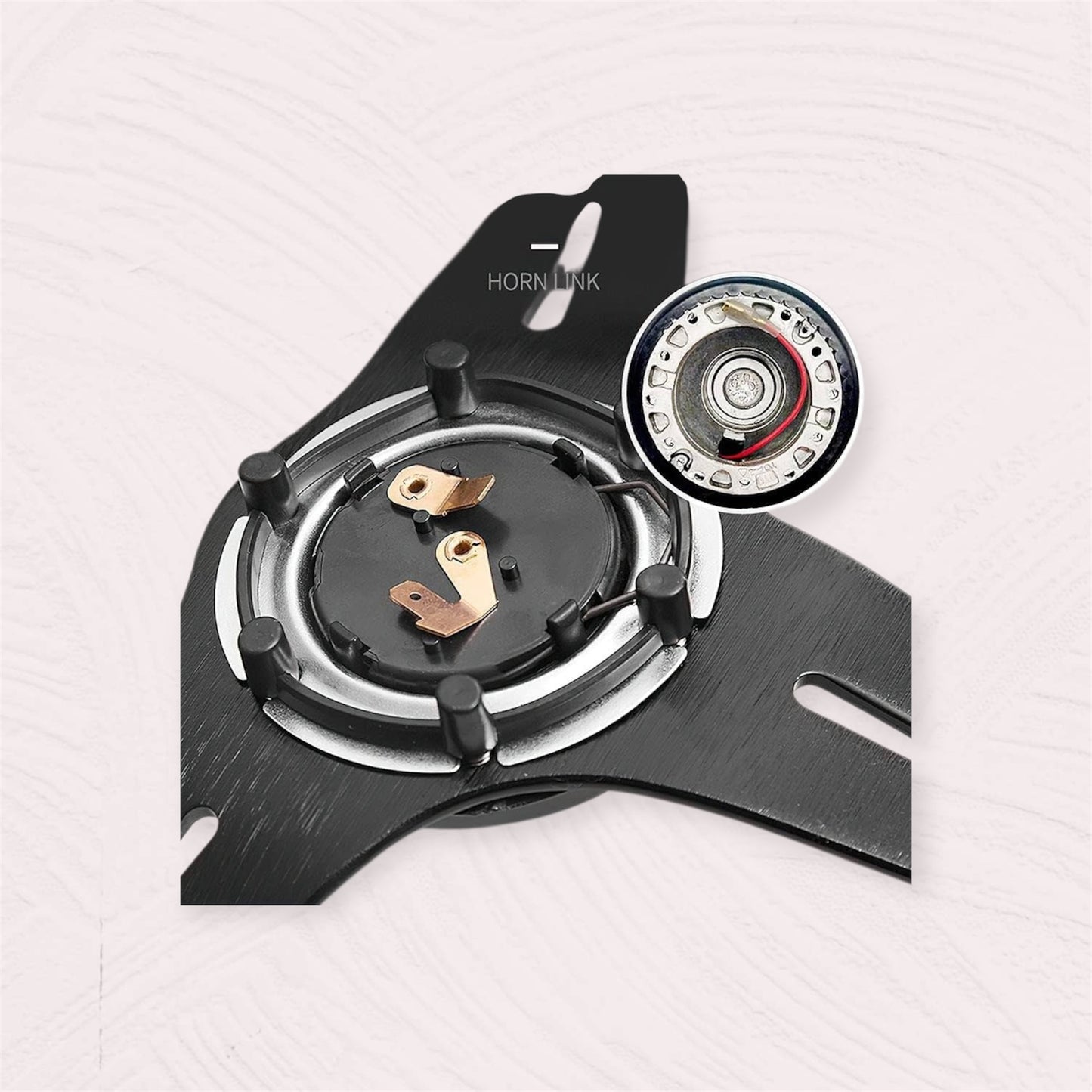 MOMO SPOTE STEERING WHEEL